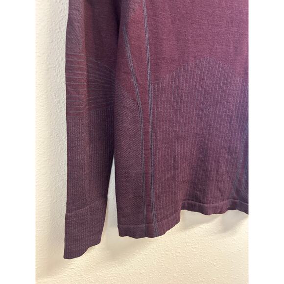 Athleta Remarkable Wool Turtle Neck Maroon Thumb Hole Lightweight Sweater - Picture 4 of 8